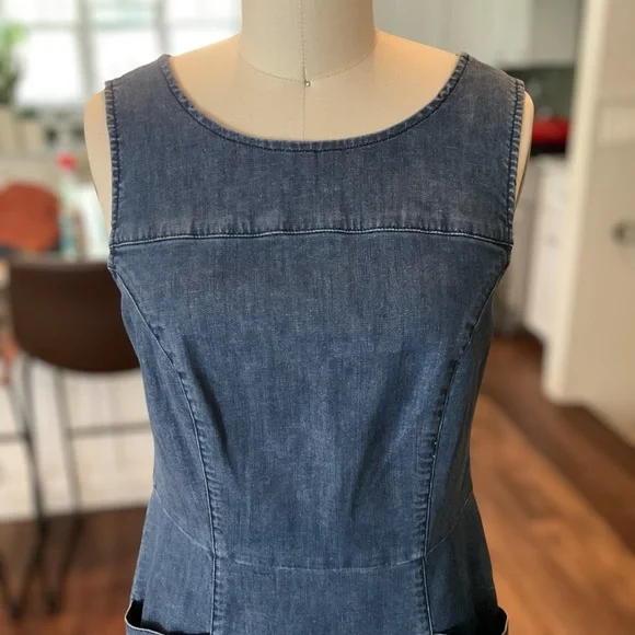 Boden Womens Size 4 Sleeveless Tamara Denim Dress Sheath Knee Length - Picture 3 of 12